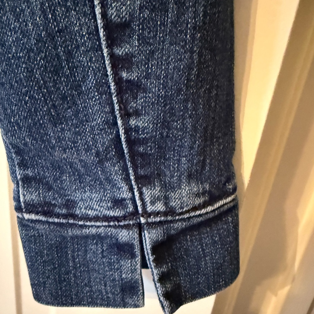 Blue Jean Jacket Medium - Picture 5 of 6